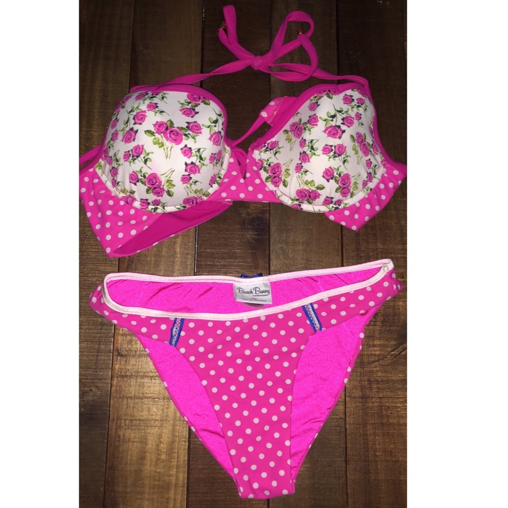 Beach bunny bikini